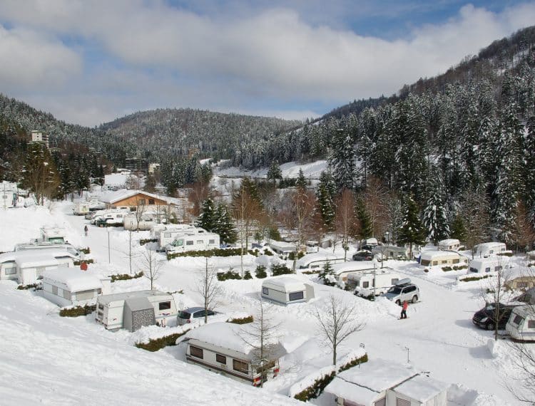 Camping Gerardmer Belle Hutte durant l'hiver