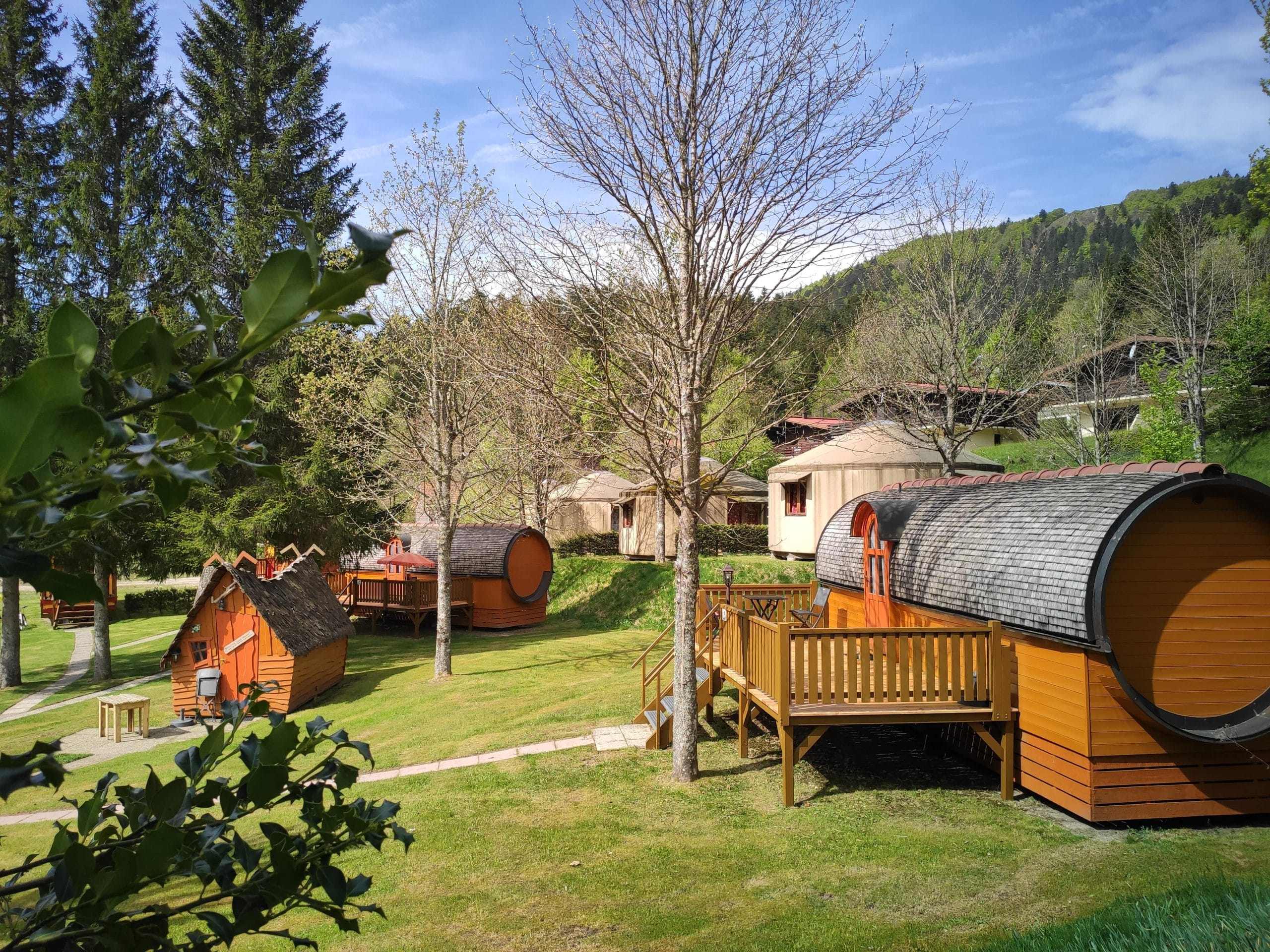 Bijzondere accommodaties van camping Gérardmer Belle Hutte